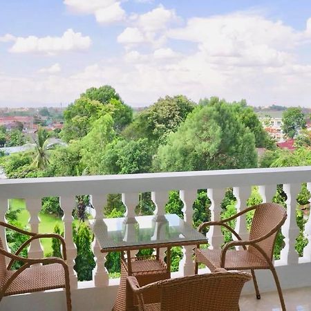 The Park Vientiane Apartman Ban Nongdouang Kültér fotó